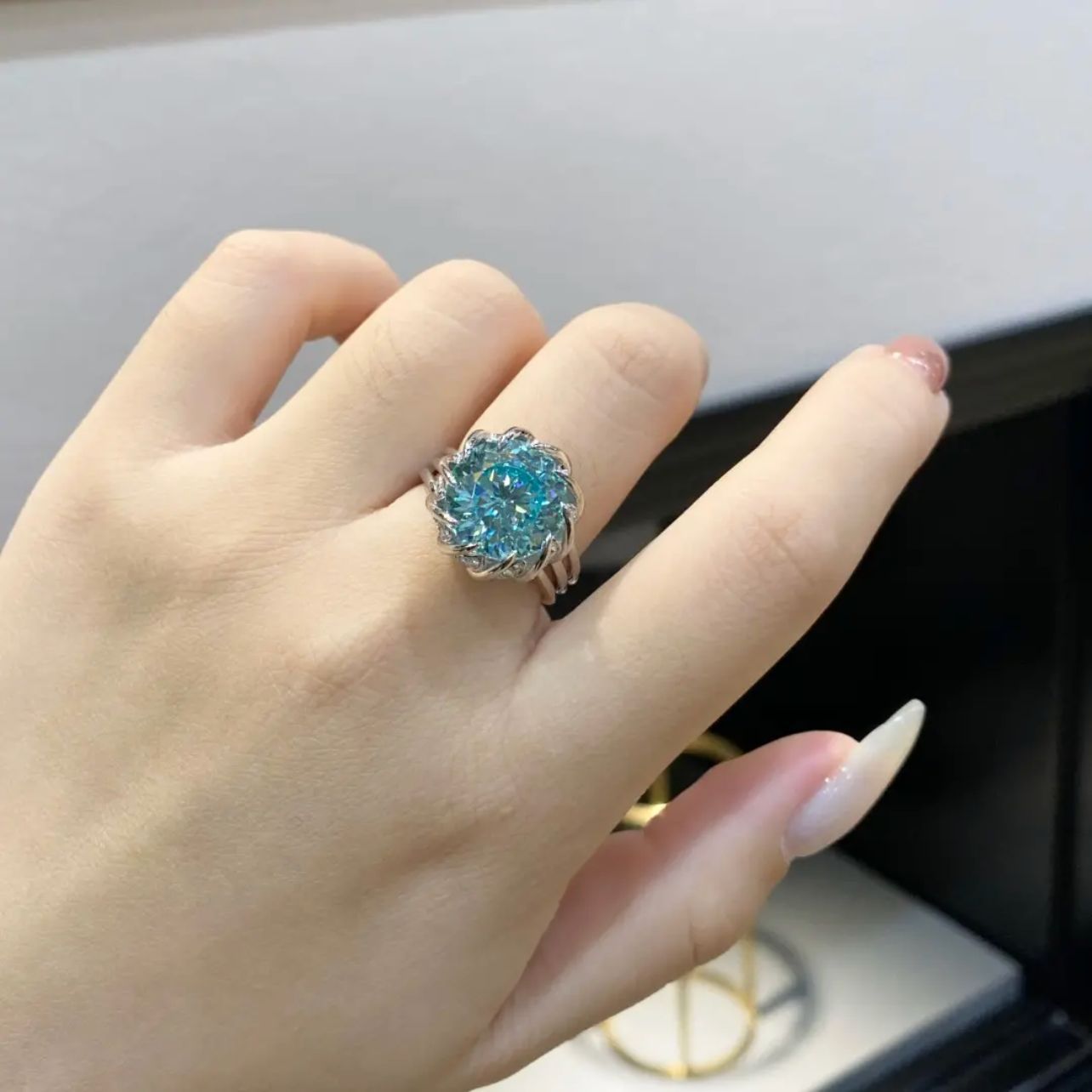 fashion Paraiba blue-green diamond ring lotus copper opening ring