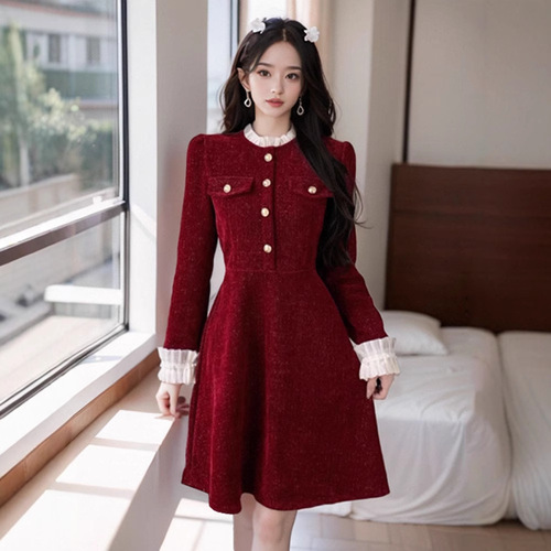Over the New Year Battle Dress Red Little Fragrance Wind Women's Autumn/Winter Petite Size Annual Meeting Small Formal Dress Chinese Style