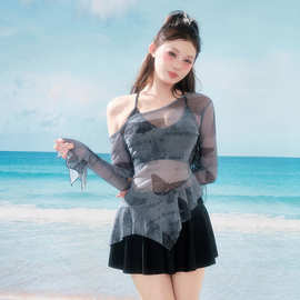 2026新款游泳衣女分体式三件套遮肚显瘦聚拢小胸韩国ins风泡温泉