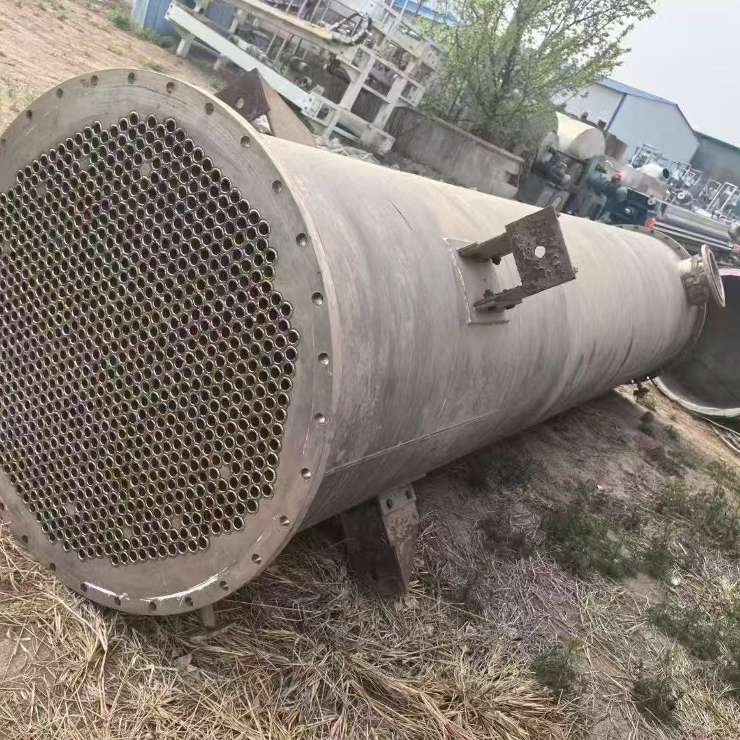 二手钛材列管冷凝器 10-300平方 内循环连续式蒸发式加热换热器
