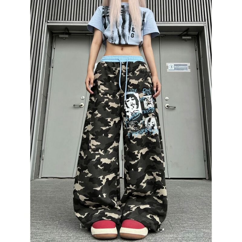 American Retro Camouflage Loose Casual Pants for Women, Spring and Summer Jazz Dance Wide-Leg Pants with Lettering, Versatile and Slimming American Retro Camouflage Loose Casual Pants for Women, Spring and Summer Jazz Dance Wide-Leg Pants with Lettering, Versatile and Slimming