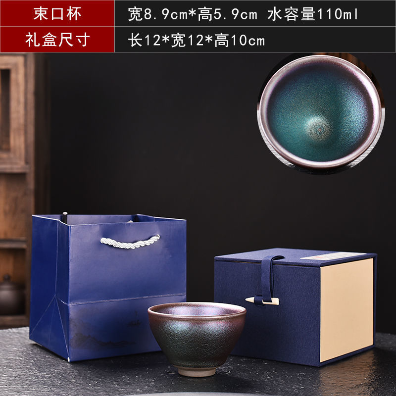 다채로운 꽃다발 선물 상자