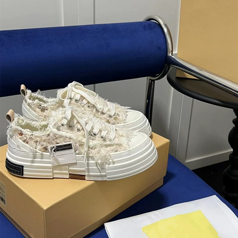 Высокая версия кроссовок Wu Jianhao TT TT TT Canvas Shoes Swan Heart Fatty Plush Retro Leisure Besides Half Drag Beggar Shoes