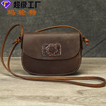 玛轮特疯马皮女包斜挎小包高级感文艺复古头层牛皮真皮迷你斜挎包