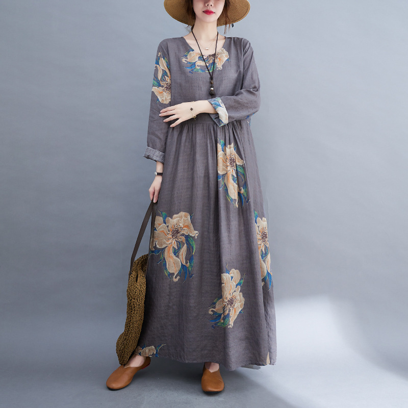 retro ethnic long-sleeve with a round collar