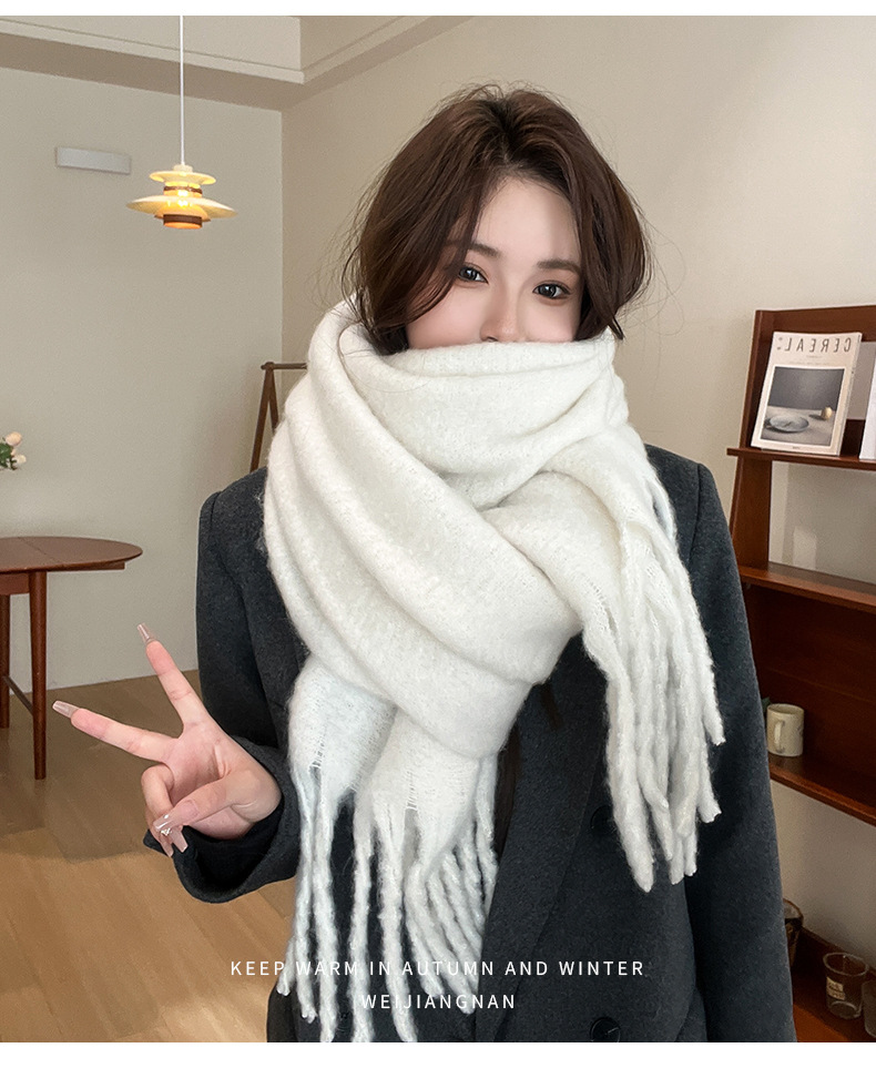 Écharpe châle chaude d'hiver blanche de couleur unie pour femme 2024, nouvelle collection polyvalente de style coréen haut de gamme_voghion.com