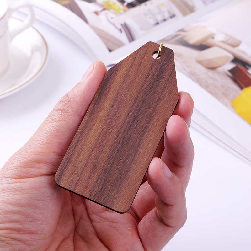 Alojamiento en familia llavero colgante grabado personalizado habitación de hotel nombre logotipo colgante llave de madera placa de matrícula de madera