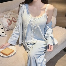 2025新款蝴蝶海岛绒睡衣女秋冬蕾丝花边家居服套装舒适吊带三件套