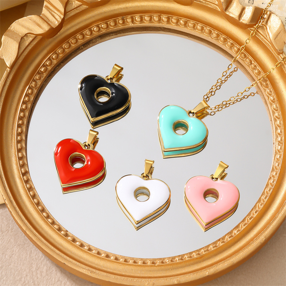 11g Weight 18K Gold Plated Plating Material 304 Stainless Steel Pendant Material Pendant Necklace Classification 304 Stainless Steel Chain Material 1 Piece Quantity Holiday, Daily Occasion 304 Stainless Steel Material Heart Shape Pattern Women's Gender Enamel, Hollow Out Design Casual, Simple Style Style Wholesale Jewelry Casual Simple Style Heart Shape 304 Stainless Steel 18K Gold Plated Enamel Hollow Out Pendant Necklace 无