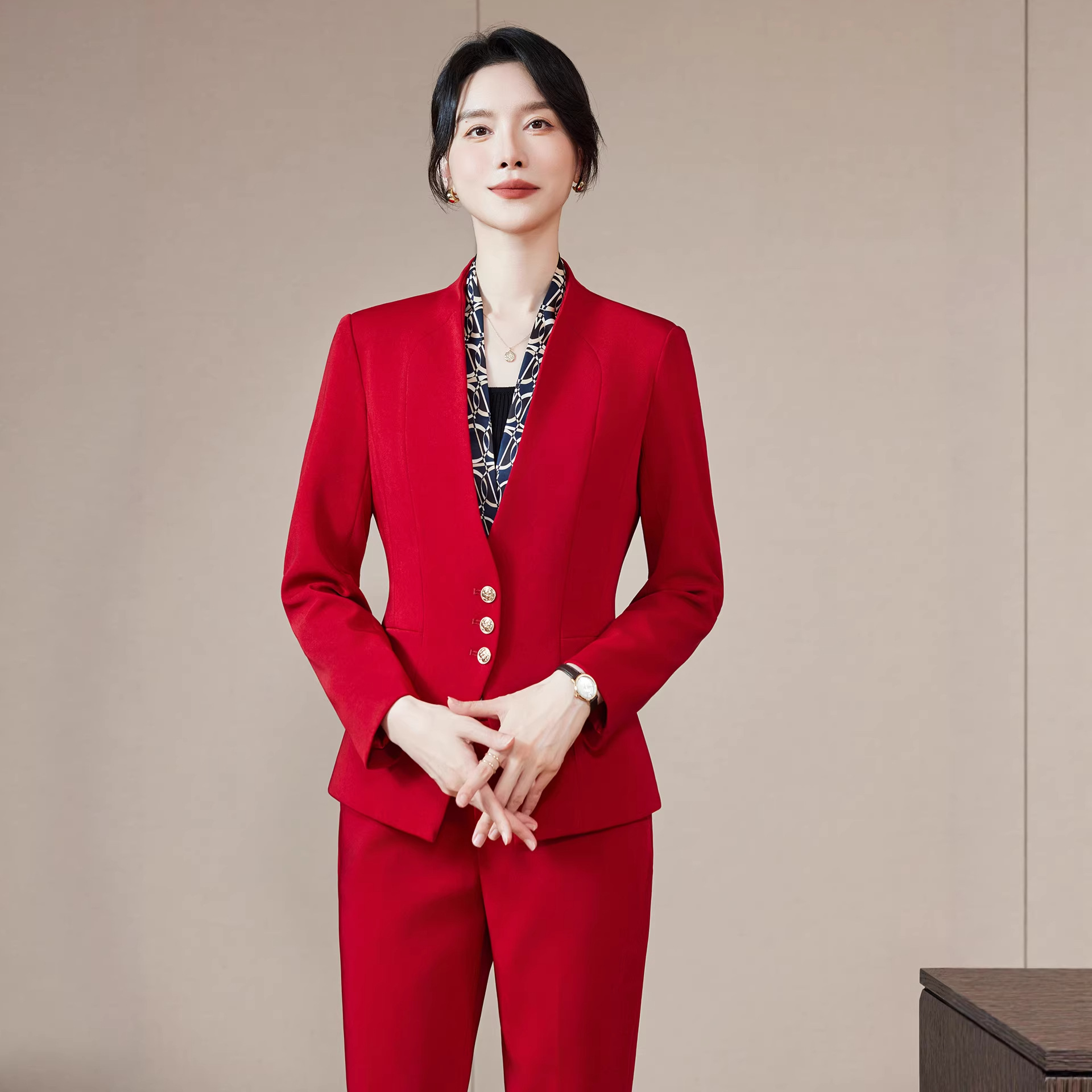 Women's Red Suit Set, 2025 Autumn New Style, Formal Occasion for Hosts, High-End Professional Elegance, Goddess Style