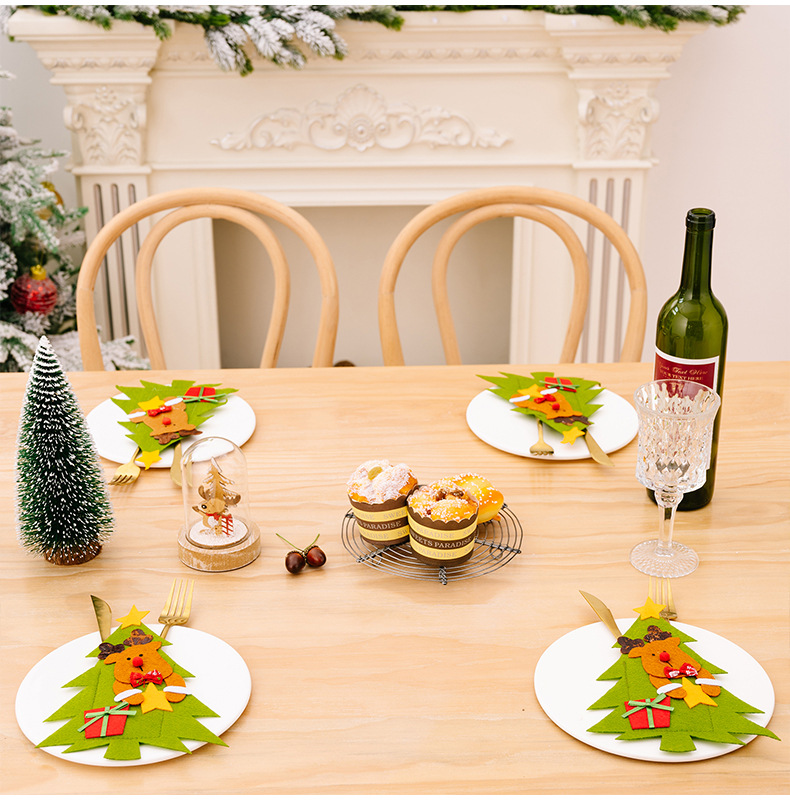 Fournitures de décoration de Noël, ensemble de couteaux et fourchettes en forme d'arbre, décoration de table à manger, sac de couteaux et fourchettes de dessin animé Old Man_voghion.com