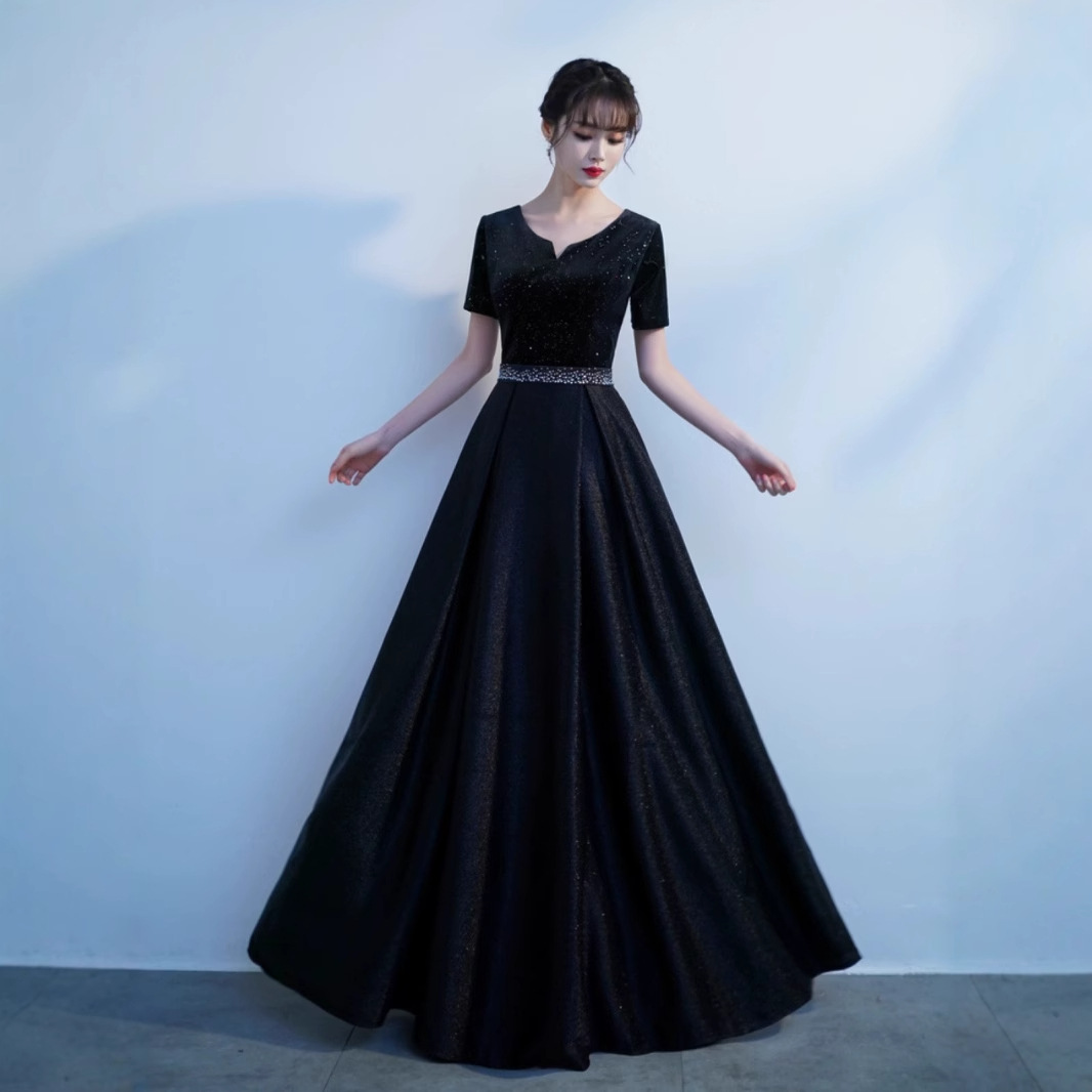 Chorus Performance Dress for Women 2026 New Black A-Line Slimming Long Skirt Stage Dance Vocal Performance Dress