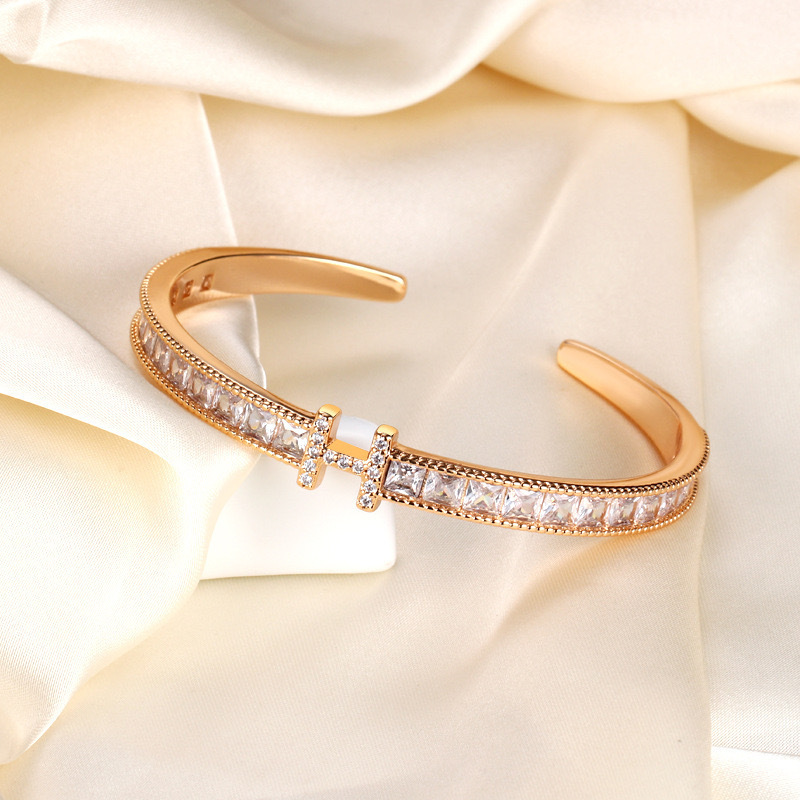 Pulsera de lujo color oro champán con diamantes, diseño de hueso de serpiente, colección exclusiva para exportación transfronteriza, modelo nuevo 2025