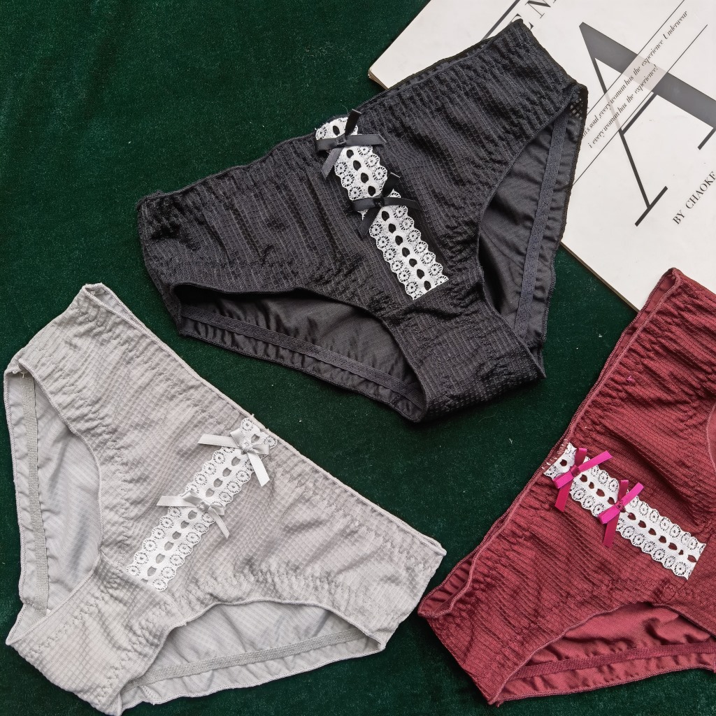 black and white Tone Simplicity girl Underwear Maid Hollow lace Underwear