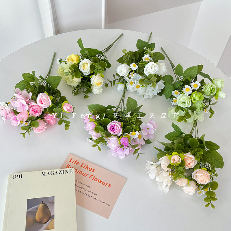 春色玫瑰繡球洋甘菊仿真雛菊花束婚慶手捧花假花仿真花攝影裝飾