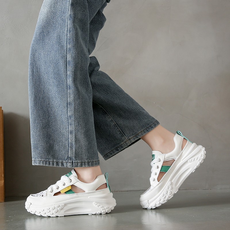 Pisar mierda sensación de fondo grueso hueco zapatos deportivos para mujeres verano 2025 nuevos zapatos casuales zapatos de malla transpirables suaves
