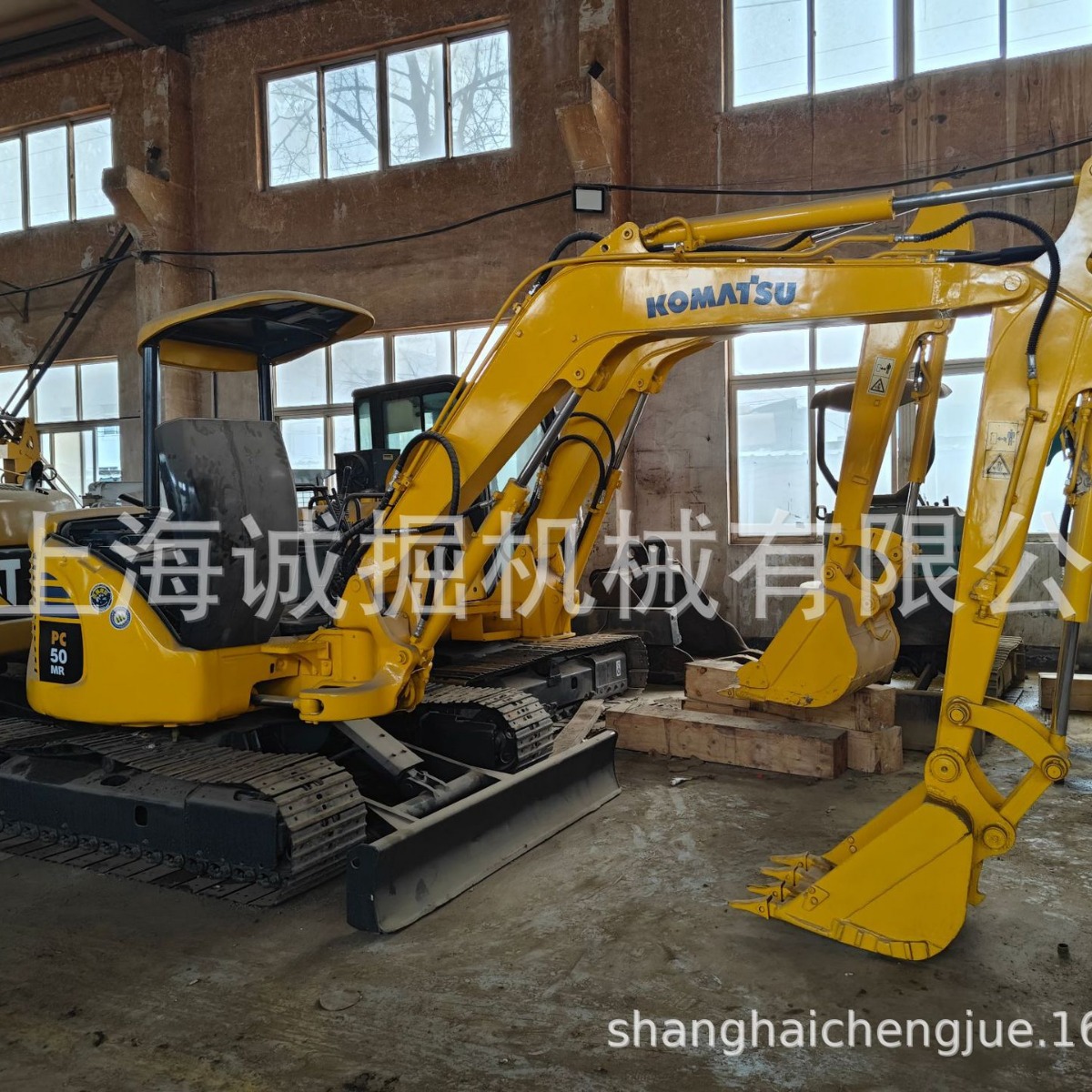 外贸出口小松PC50挖掘机