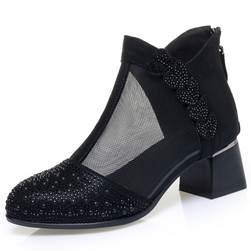 Giày boot nữ cổ thấp da thật lỗ thoáng khí gót thô 5 cm — màu đen