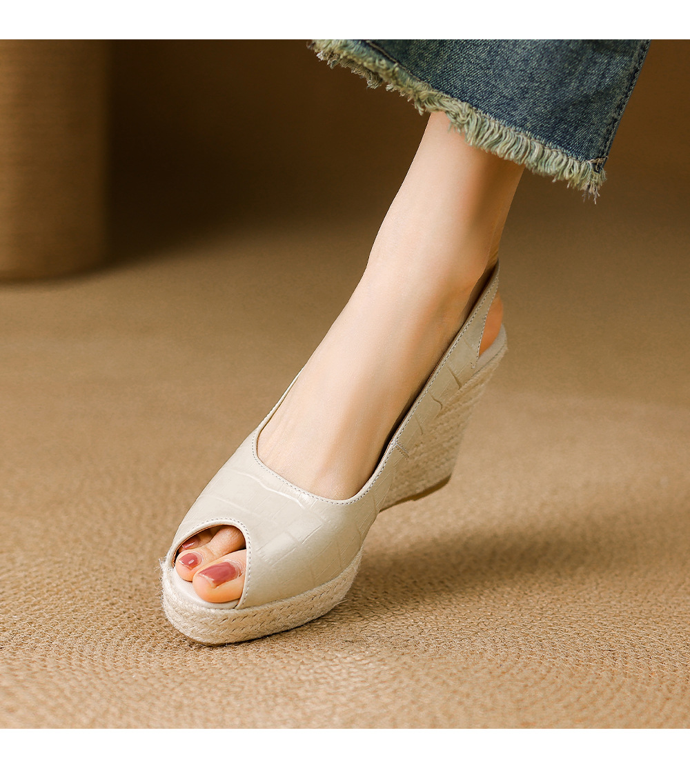 Sandal cao gót nữ hở mũi quai ngang đế xuồng đan rơm — màu trắng ngà, màu vàng chi tiết 12