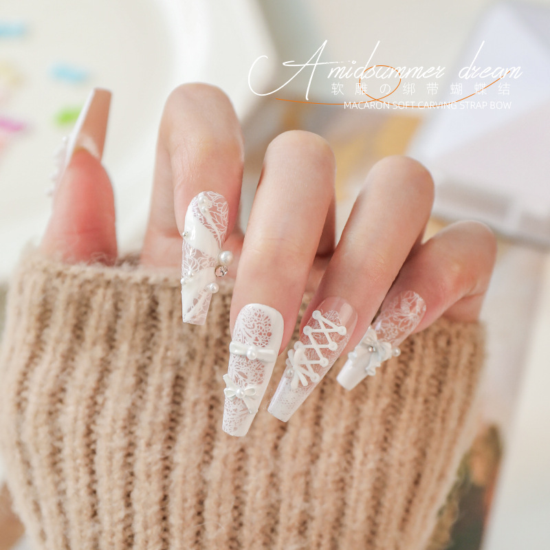 Accesorios de uñas de talla suave, lazo de cinta, rojo rosa, correa cruzada tridimensional, estilo de ballet, mezcla de color blanco y negro