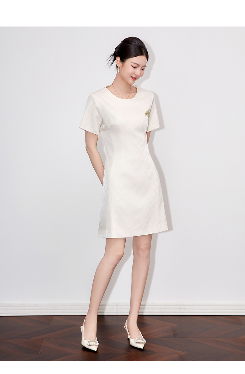 Đầm suông tay ngắn cổ tròn chất liệu tơ nhân tạo dệt jacquard thanh lịch — màu hồng chi tiết 10