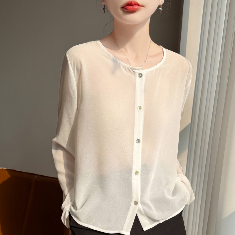 Spring and Summer New Style Georgette Round-Neck Cardigan Jacket for Women, Solid Color, Thin, Sun-Protective, Air-Conditioning Cover-Up, Versatile for Daily Wear Spring and Summer New Style Georgette Round-Neck Cardigan Jacket for Women, Solid Color, Thin, Sun-Protective, Air-Conditioning Cover-Up, Versatile for Daily Wear