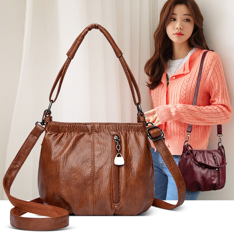 Retro polyurethane fashionable classic shoulder bag
