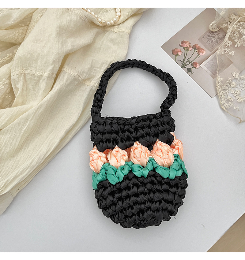 Women's Mini Knit Flower Vacation Cylindrical Open Handbag display picture 11