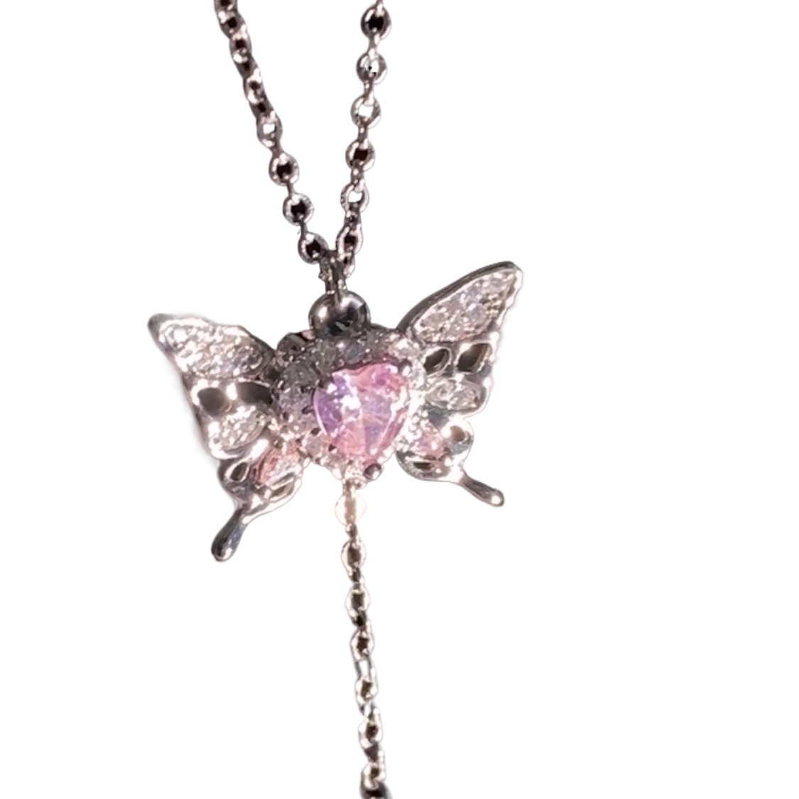 "Spring Butterfly Dream" a través del collar de amor rosa, diseño original de alta calidad, personalidad exquisita, nueva moda