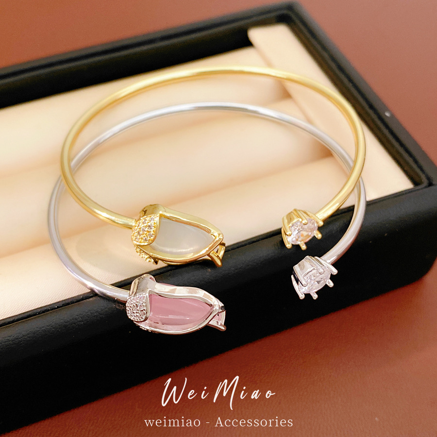 Zircon piedra de ojo de gato tulipana flor abertura pulsera temperamento minimalista pulsera de moda ligera joyas de nicho al por mayor