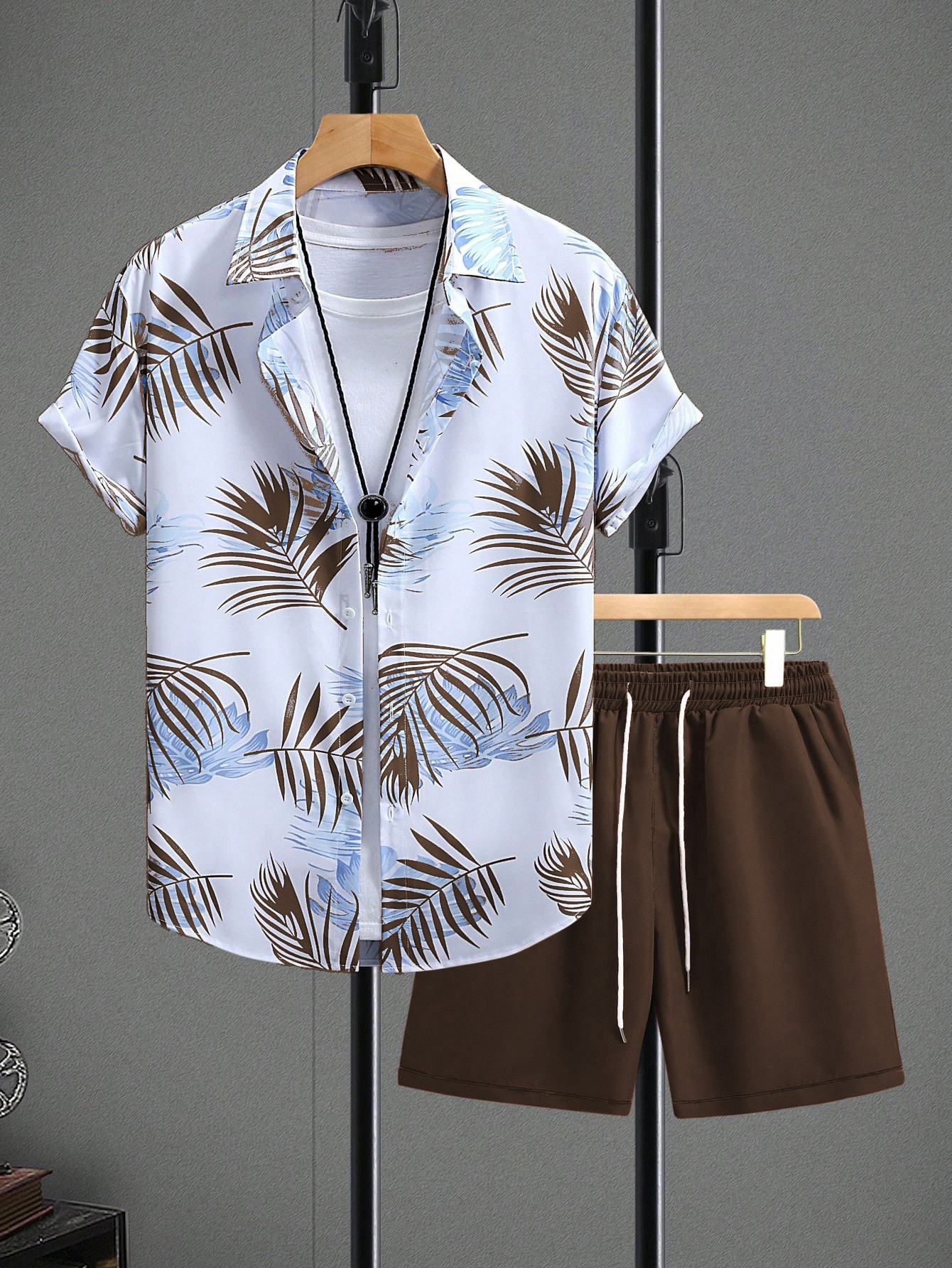 Transfronterizo amazónico hombre con solapa tropical hoja impresa camiseta pantalones cortos set de playa de vacaciones casuales set de dos piezas