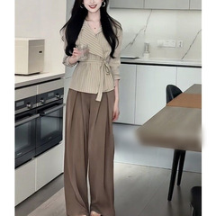 早秋气质一整套ootd穿搭套装通勤条纹V领绑带长袖衬衫高腰阔腿裤