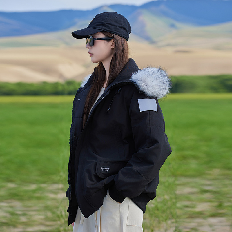 Chaqueta de algodón de pluma para mujeres invierno 2025 nuevo estilo de ropa de algodón de carga europea chaqueta de algodón gruesa chaqueta de moda suelta coreana image 4