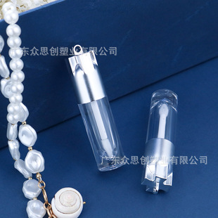New Pendant Lip Glaze Tube Small Capacity 2.4ml Lip Gloss Tube Four-Leaf Clover Cover Cosmetics Packaging Manufacturer Direct Delivery