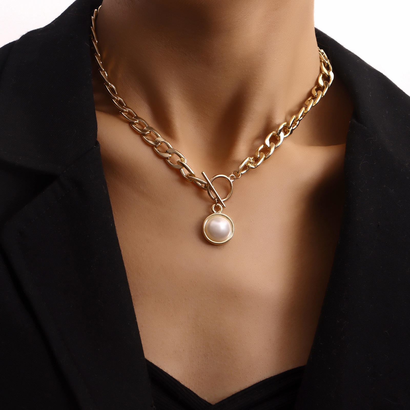 Lina Girl European And American Cross-Border Jewelry Simple Cuban Thick Chain OT Buckle Pearl Pendant For Women Punk Ins Trend_voghion.com