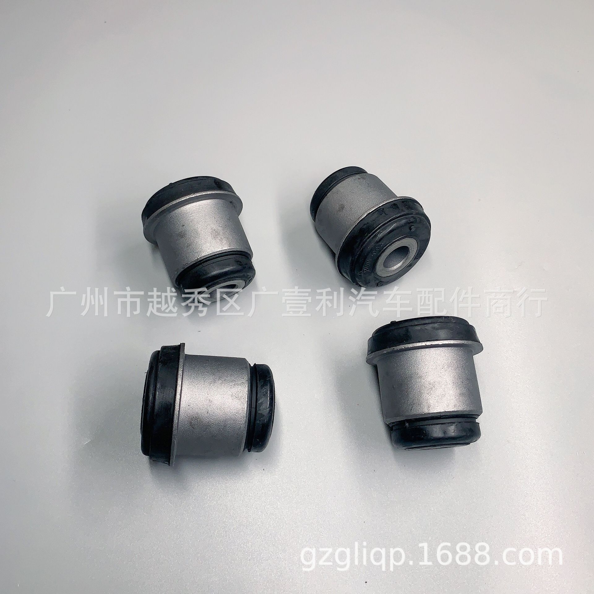 Applicable to MK335060 MK633970 Fusang CANTER upper suspension rubber sleeve