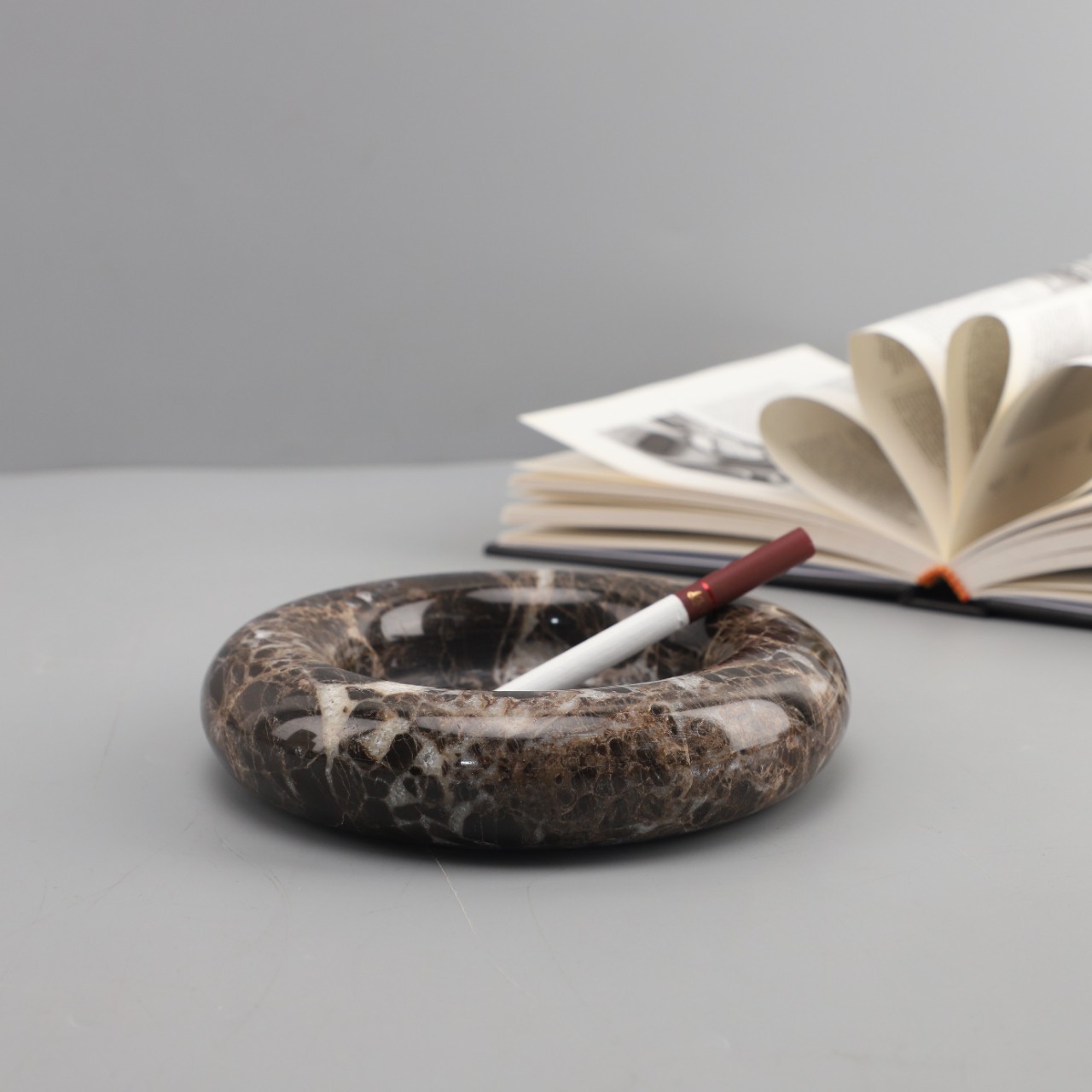 Modern creative marble cigarette holder