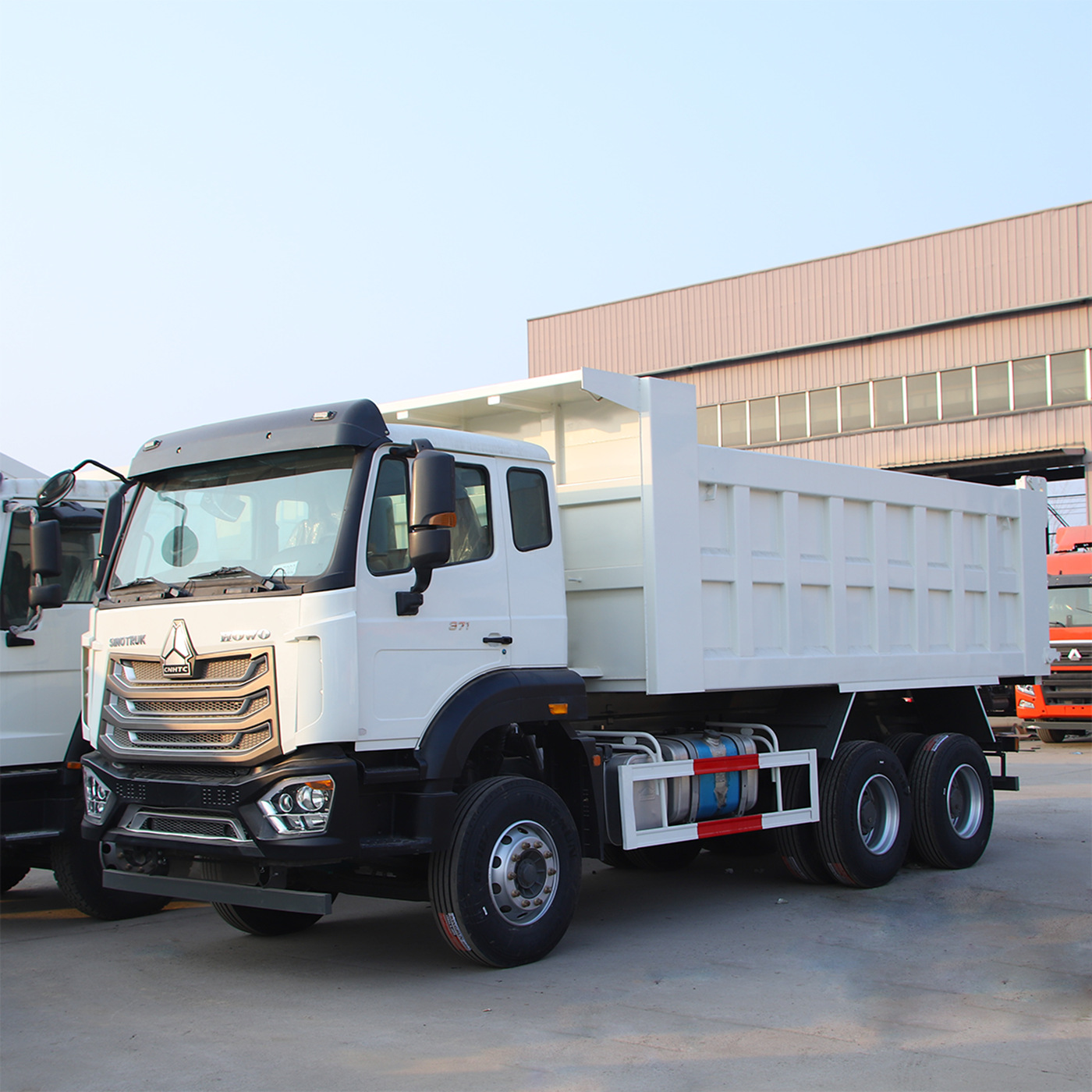 Factory Cross-Border Sinotruk Howo 6X4 Rear Eight-Wheel Dump Truck Manufacturing Truck Dump Truck Engineering Transport Vehicle 1