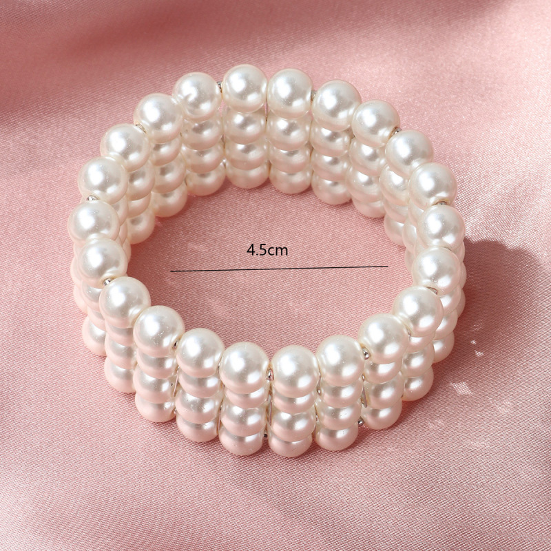 Amazon's Best-Selling Multi-Layered Pearl Bracelet, In-Stock for Dance Parties and Gatsby-Themed Events, Elegant Lady's Bracelet