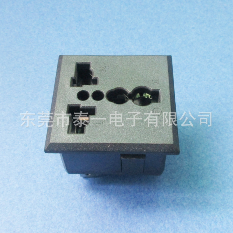 户外照明灯具可能大三孔母座13A大电流多用大三孔全铜AC插座LH-08