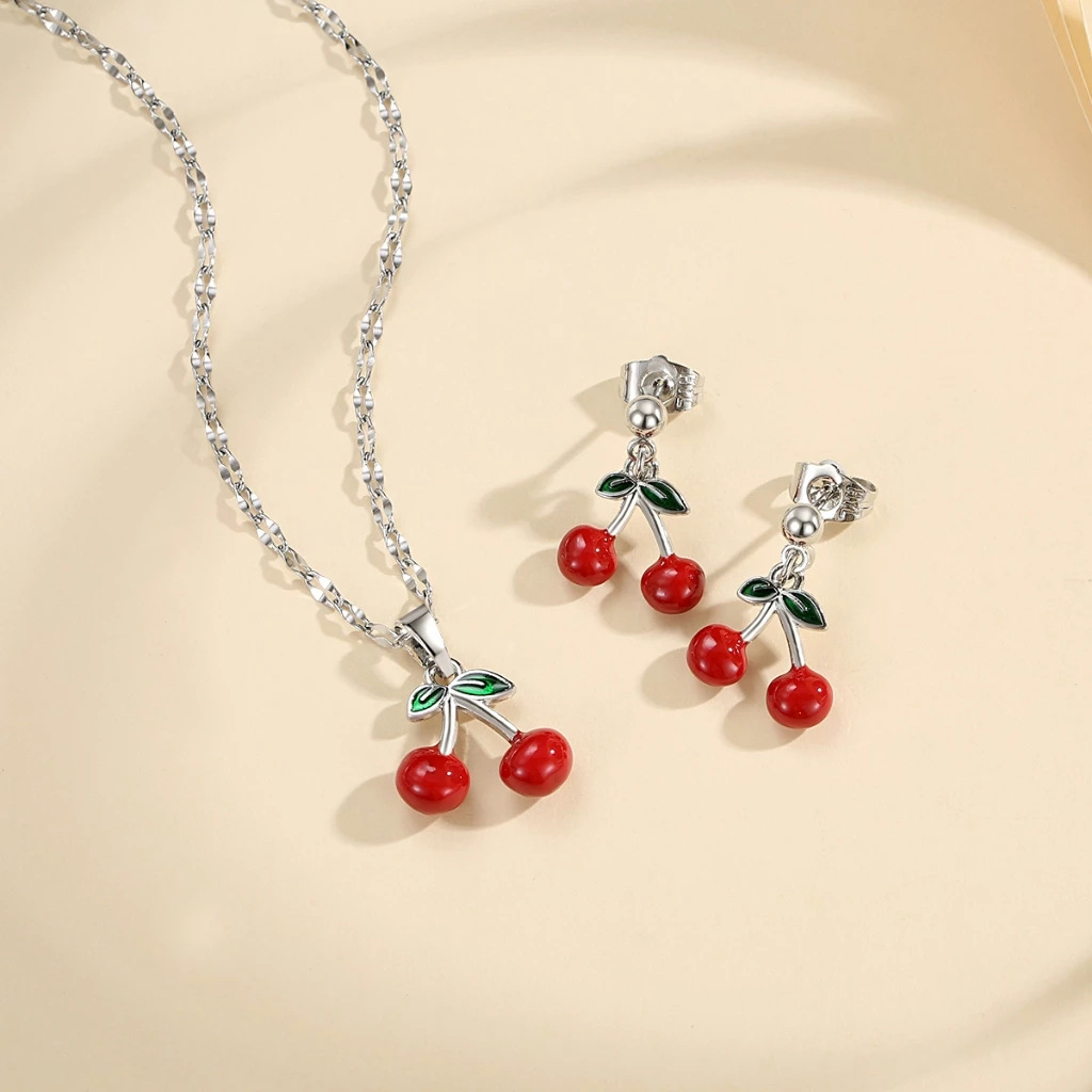 Frutas transfronterizas series colgante de cereza roja pendientes de orejas de oro para mujeres goteo de aceite o conjunto de joyas de cadena