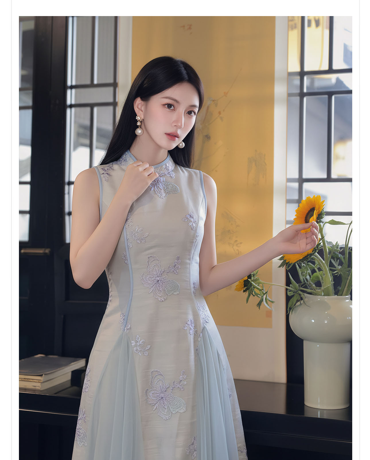 Đầm maxi nữ thắt eo kiểu sườn xám cách tân không tay dáng dài — màu xanh nhạt chi tiết 3