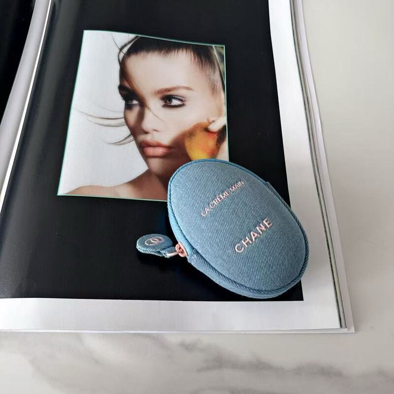 Chanel-Style Blue Denim Key Pouch, High-End Portable Storage Bag, Cushioned Bag, Fashionable and Versatile Chanel-Style Blue Denim Key Pouch, High-End Portable Storage Bag, Cushioned Bag, Fashionable and Versatile