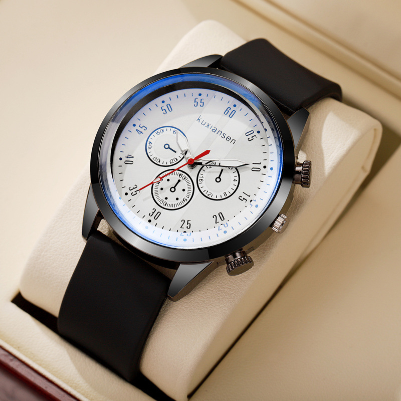 Classic three-eye men's watch simple atmosphere fashion business senior sense student civil service examination watch wholesale