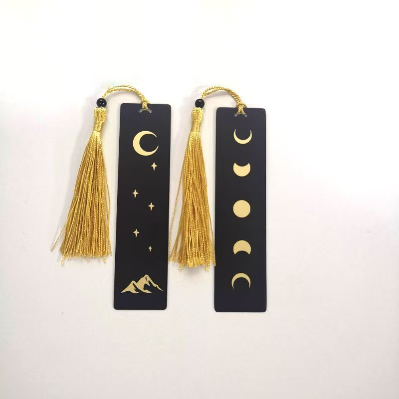 Закладка «Медная луна»