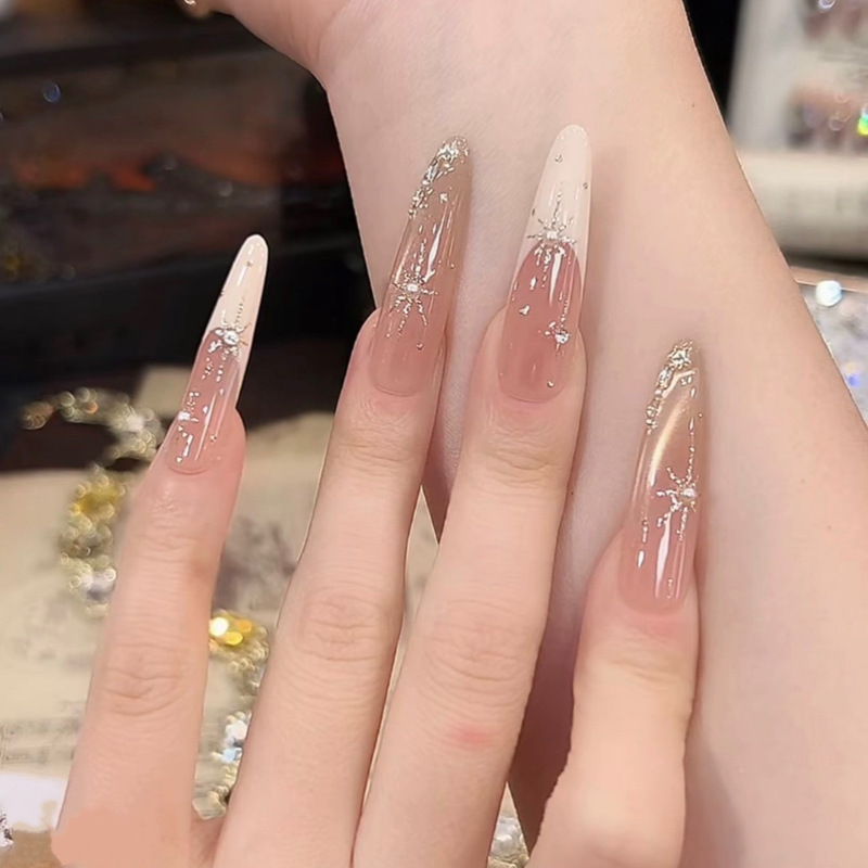 【Moonlight Goddess】Purely Handmade Wearable Nails with a Pure and Alluring Gradient Style, High-End Pure Handmade Wearable Nail Stickers