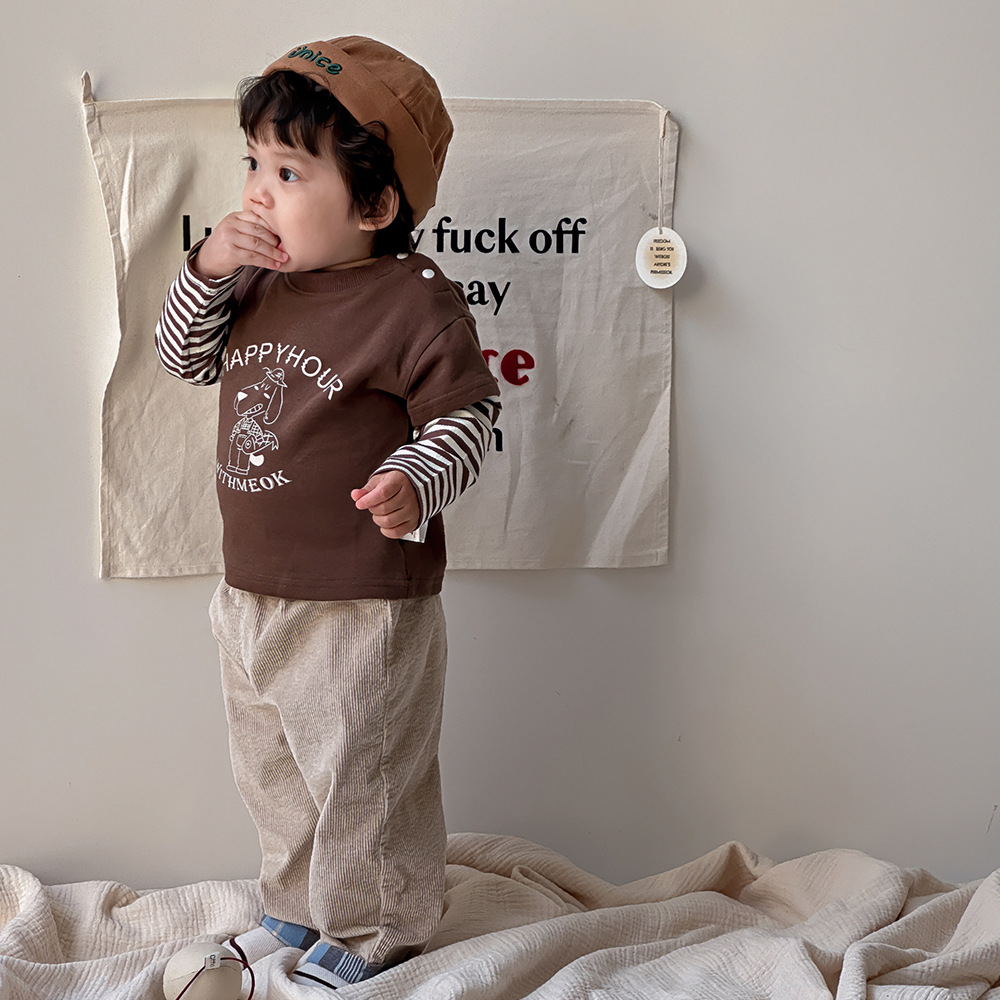 2024 otoño nuevo producto ropa para niños impresión de dibujos animados falso dos versión coreana de la moda fresca suéter de la calle frito tops de todo fósforo para niños