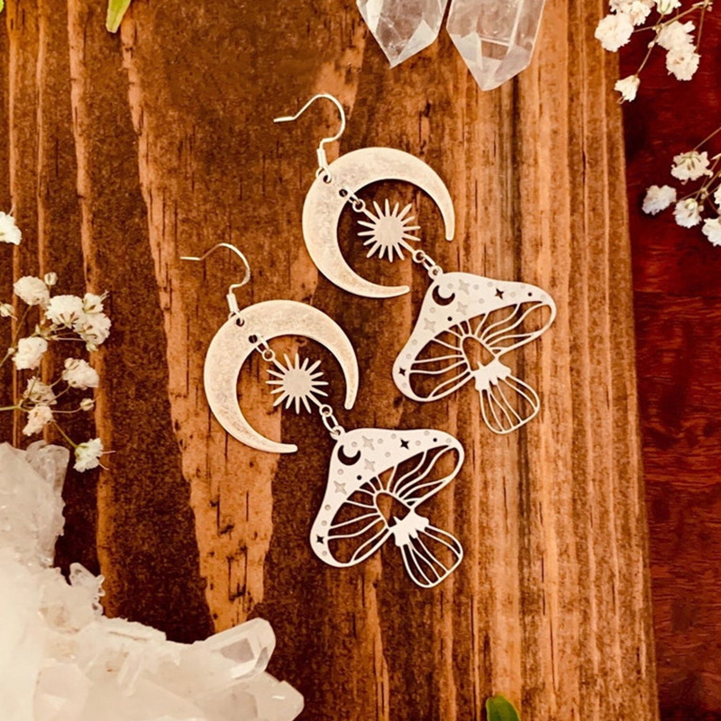17g Weight Drop Earrings Classification 1 Pair Quantity 1 Pair Retro Ethnic Style Sun Moon Mushroom Plating Hollow Out Alloy Drop Earrings