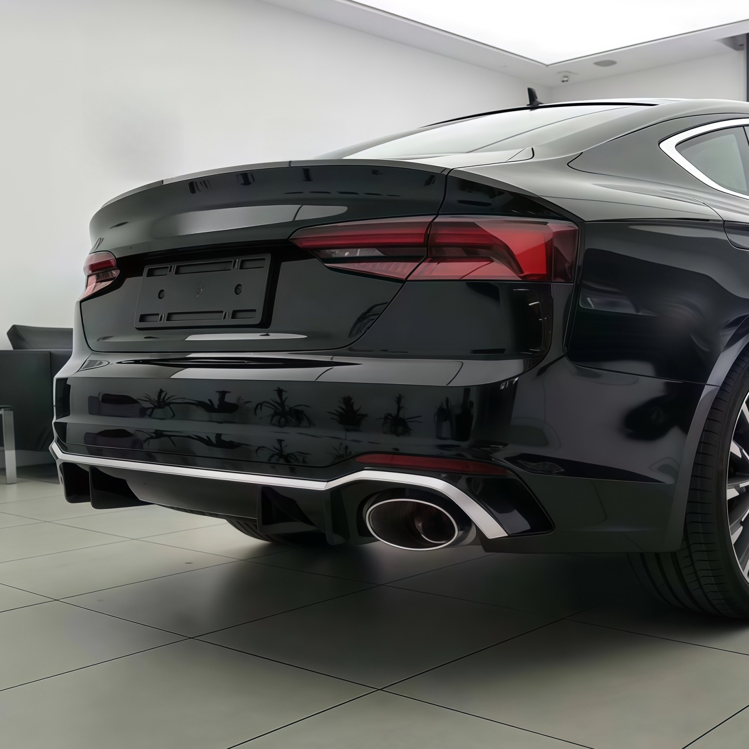 Suitable for Audi A5 models from 2017-2020, this is an RS5-style front bumper upgrade kit, including the front grille
