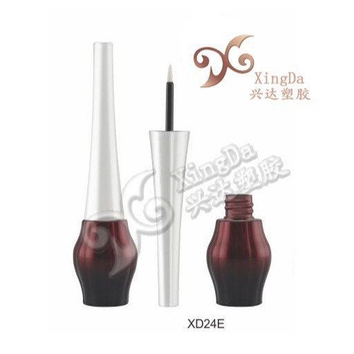 厂家批发现货定制化妆品包装高档眼线管彩妆包材塑胶空管吹瓶新款